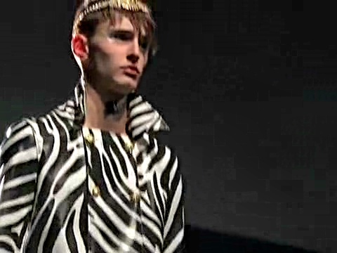 JW Anderson X VERSUS VERSACE短片